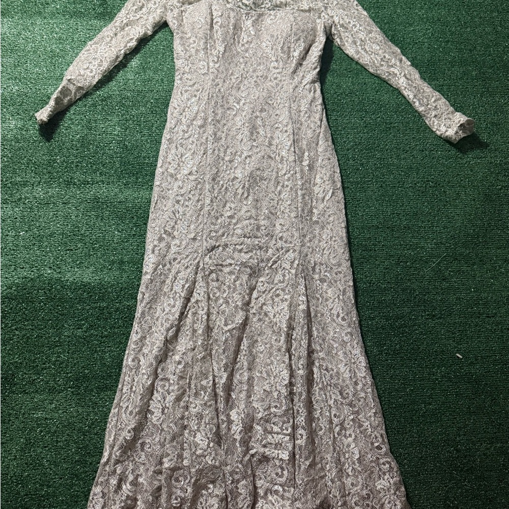 Betsy & Adam Metallic Long Sleeve Gown